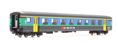 Pre-Owned 74565 SBB CFF FFS 1st Class Coach A 50 85 18-33 630-2