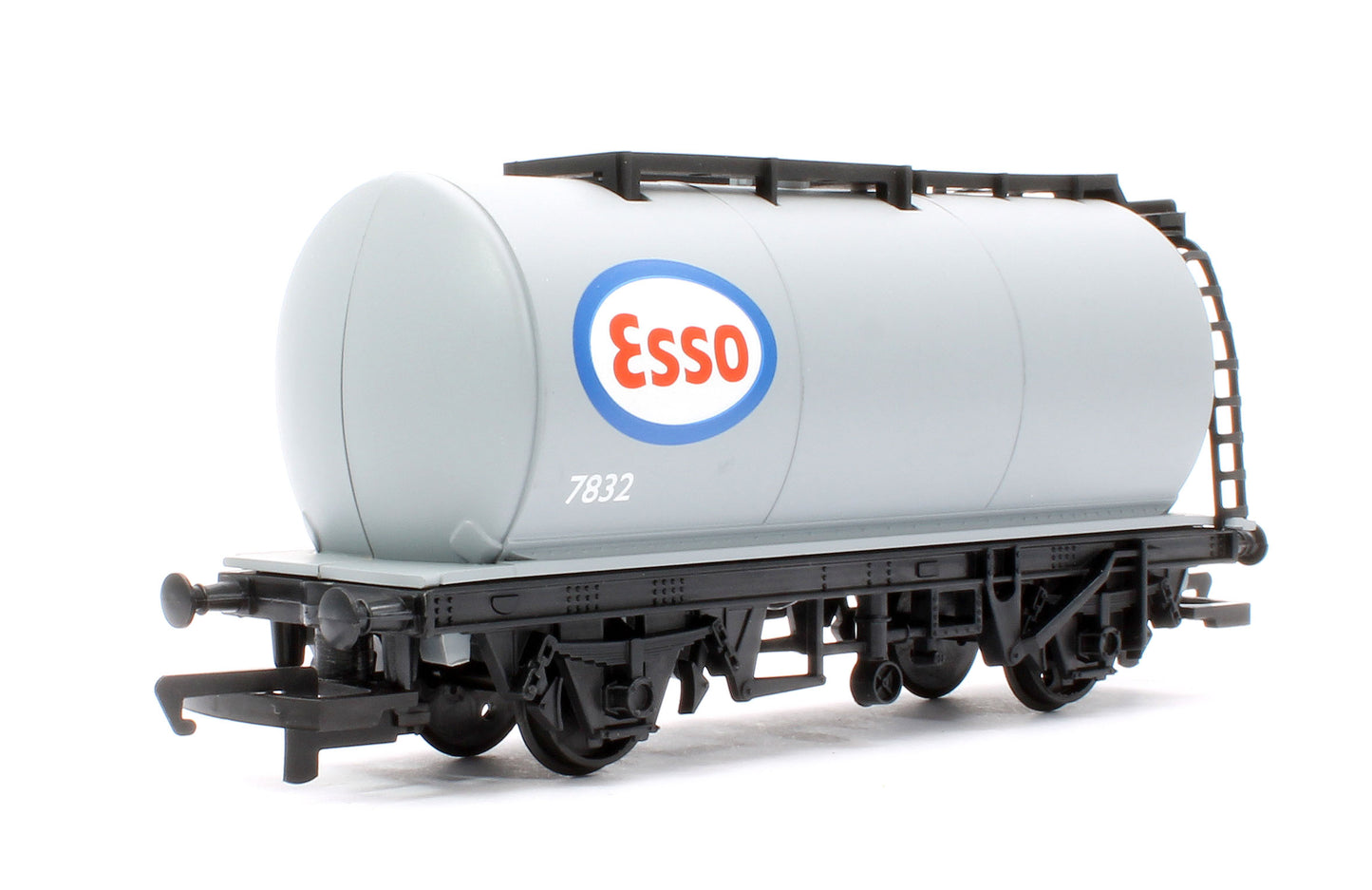 Pre-Owned R6481 Set Of 3 Assorted  Tank Wagons 'Esso', BP' & 'Amoco'
