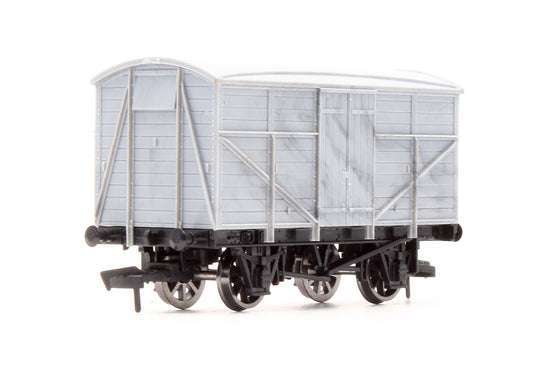 Pre-Owned A011 Unpainted Fruit Van