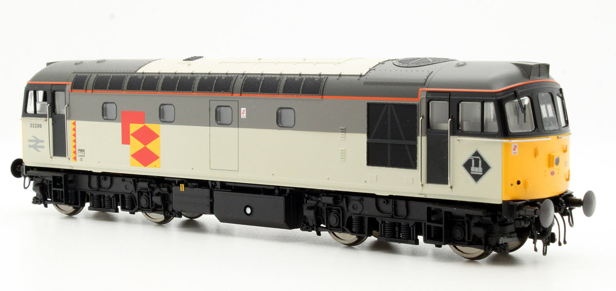 3337 Pre-Owned Class 33/2 33206 In Railfreight Distribution Sector Livery