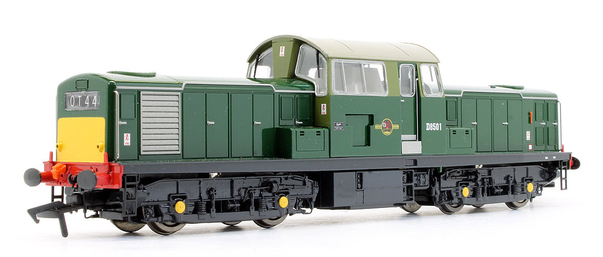 Pre-Owned Class 17 Clayton BR Green With Small Yellow Panels D8501 Diesel Locomotive (Gloss Finish)