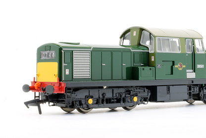 Pre-Owned Class 17 Clayton BR Green With Small Yellow Panels D8501 Diesel Locomotive (Gloss Finish)