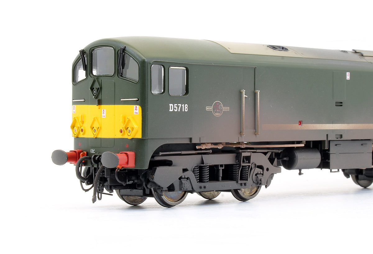 Pre-Owned Class 28 D5718 BR Green With Small Yellow Ends Diesel Locomotive (Weathered)