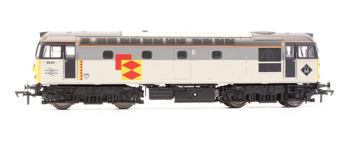 Pre-Owned 3330 Class 33/2 33 211 Railfreight Distribution Diesel Locomotive