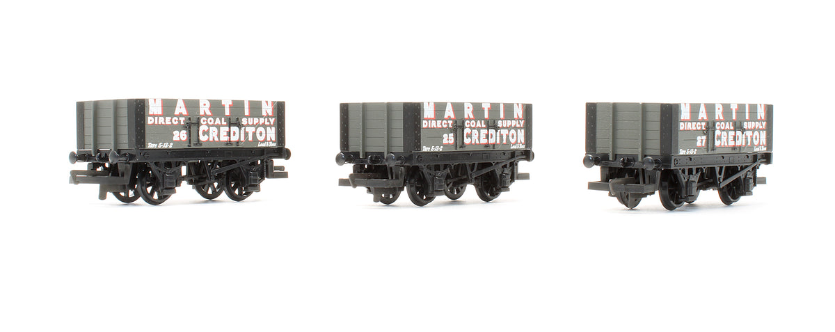 Pre-Owned Set Of 3 'Martin' 5 Plank Wagons