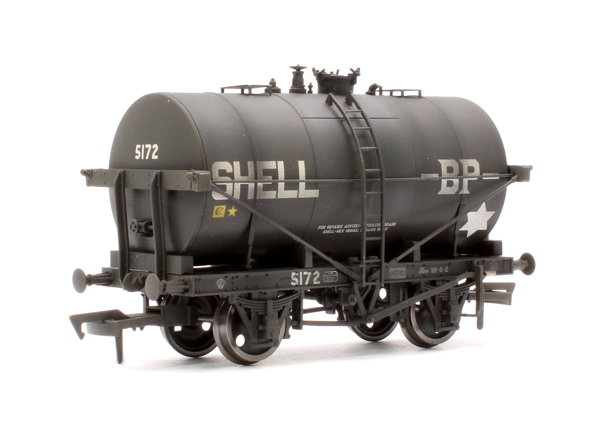 Pre-Owned 14T Tank Wagon Class B Shell - BP Black 5172 - Weathered