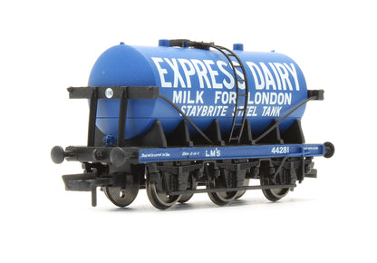 Pre-Owned R6884 Set Of 3 Six Wheel Milk Tank Wagons 'Express Dairy'