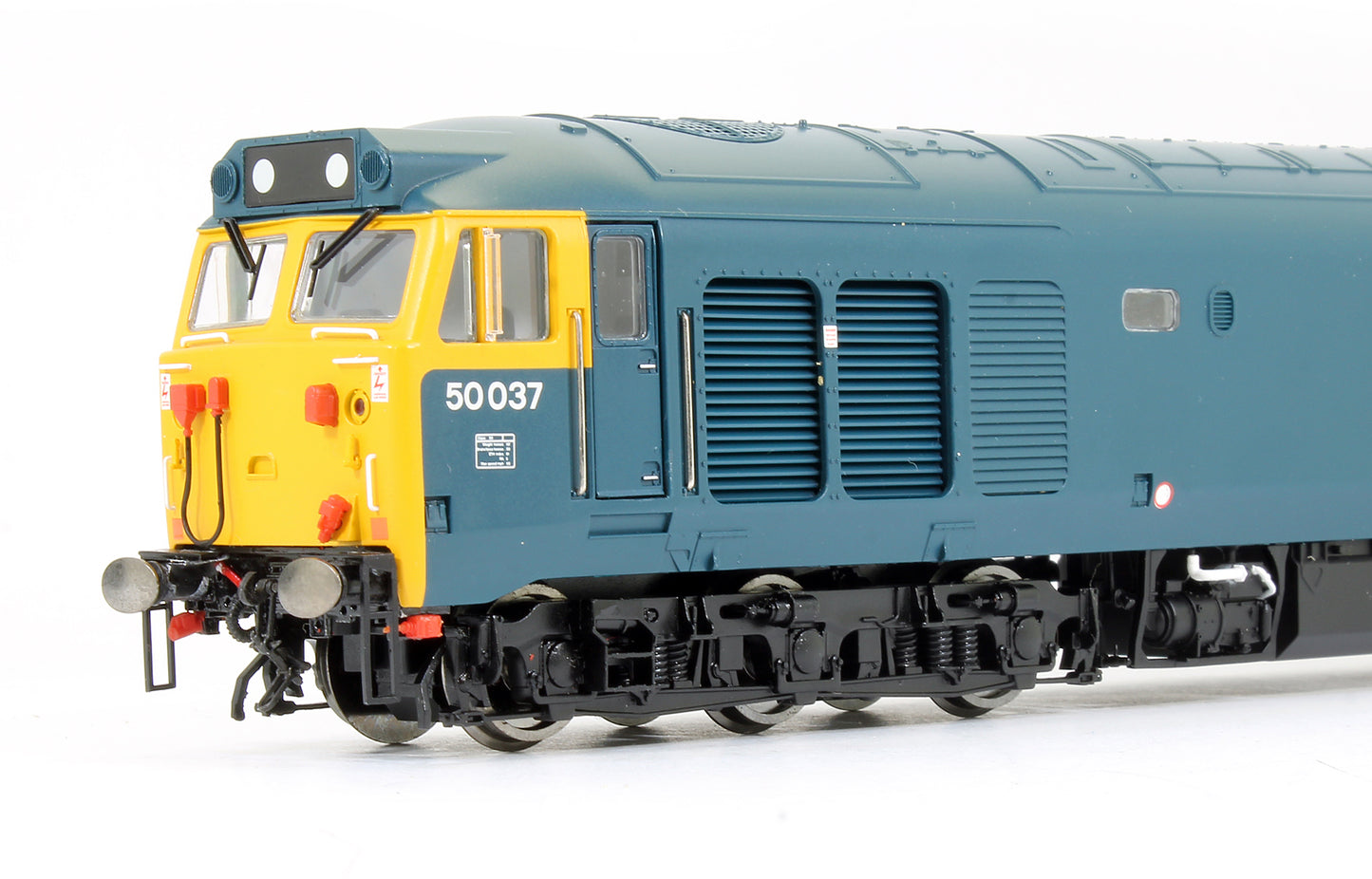 Pre-Owned BR Blue Class 50037 'Illustrious' Diesel Locomotive