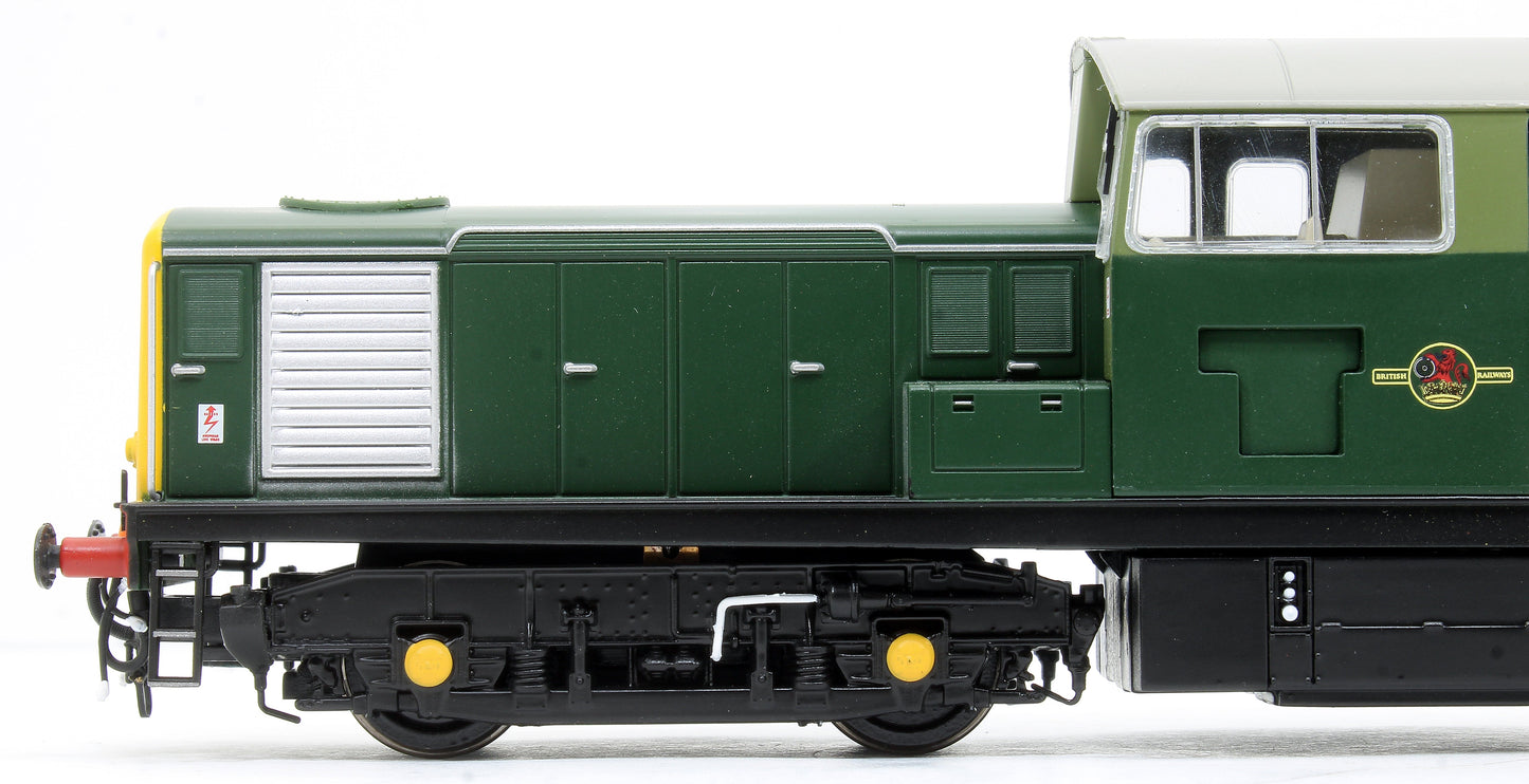 Pre-Owned Class 17 Clayton BR Two Tone Green D8539 Diesel Locomotive