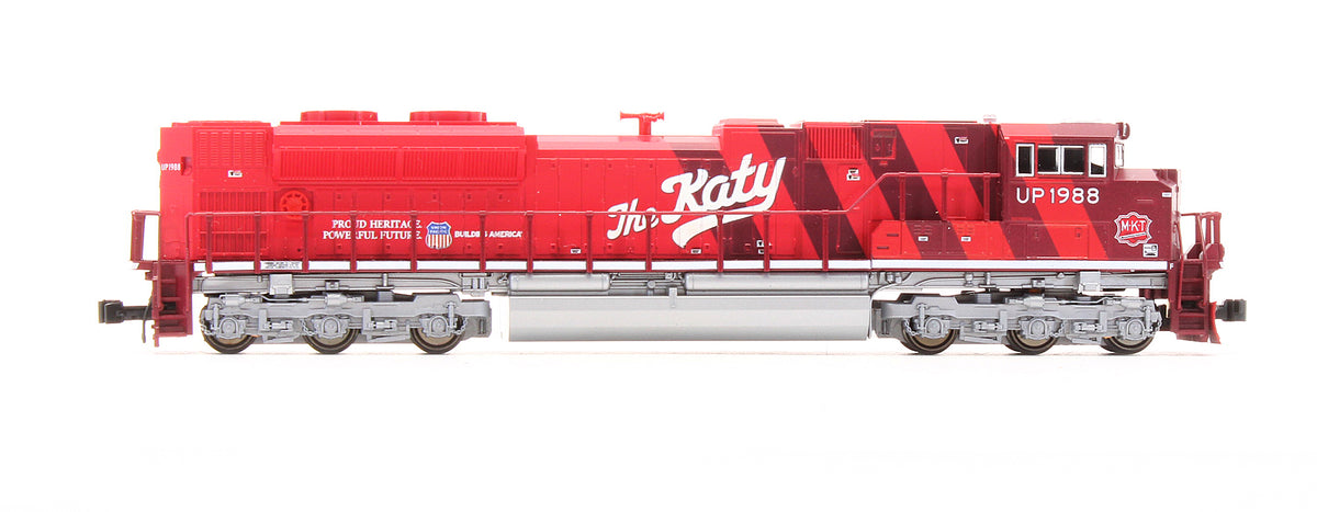 Pre-Owned 176-8409 SD70ACe MKT Diesel Locomotive - Road #1988