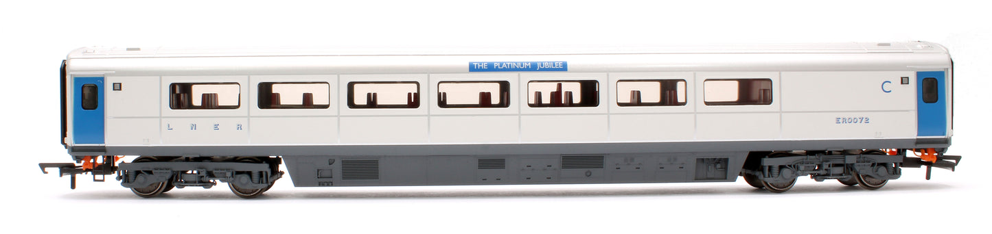 Mk3 Sliding Door Trailer First Disabled Platinum Jubilee of HM Queen Elizabeth II ER0072