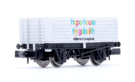 7 Plank Hope House Charity Wagon