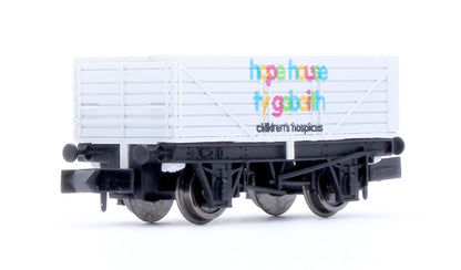 7 Plank Hope House Charity Wagon