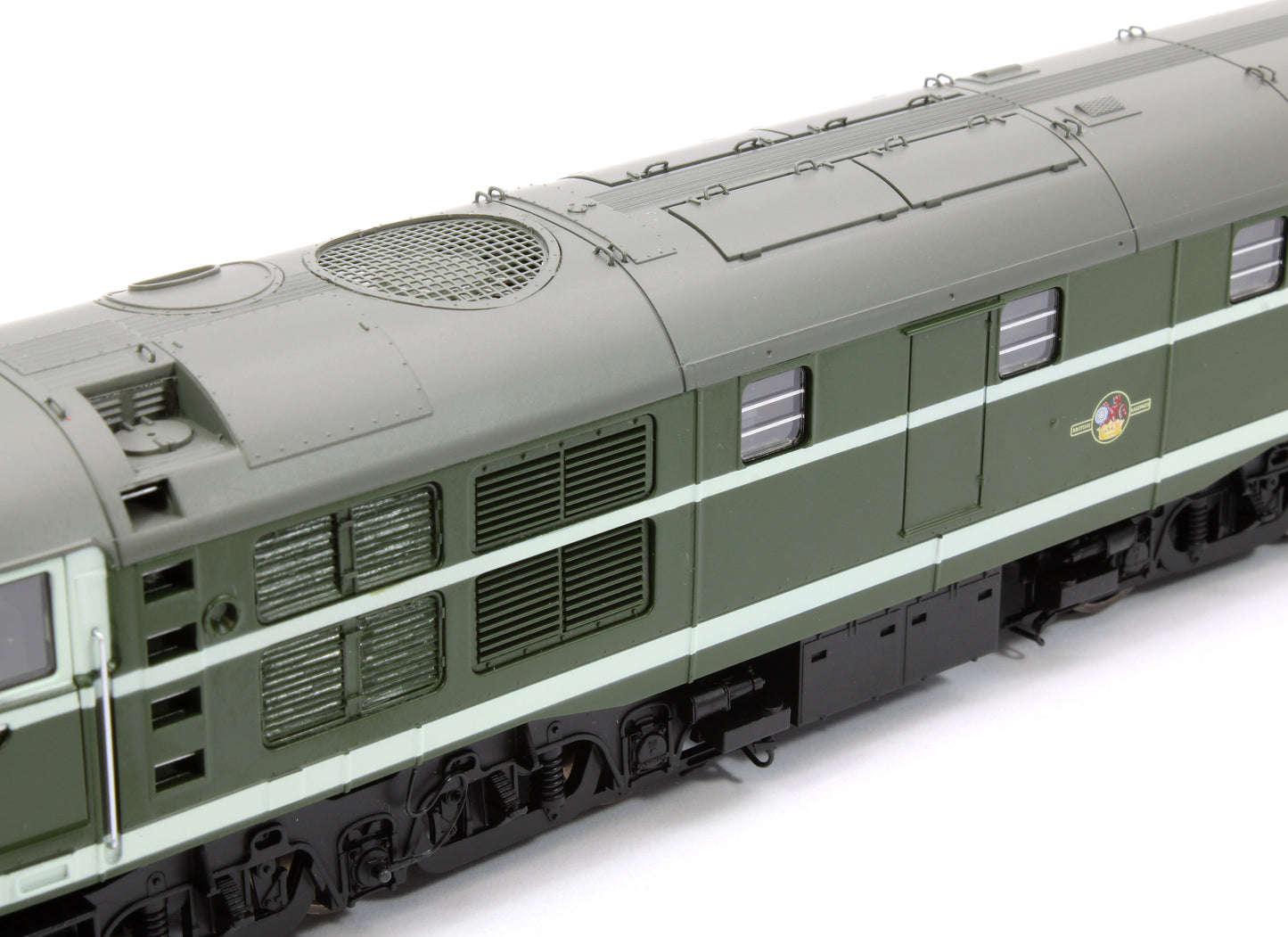 Class 31 D5500 BR Green Diesel Locomotive (National Railway Museum Exclusive)