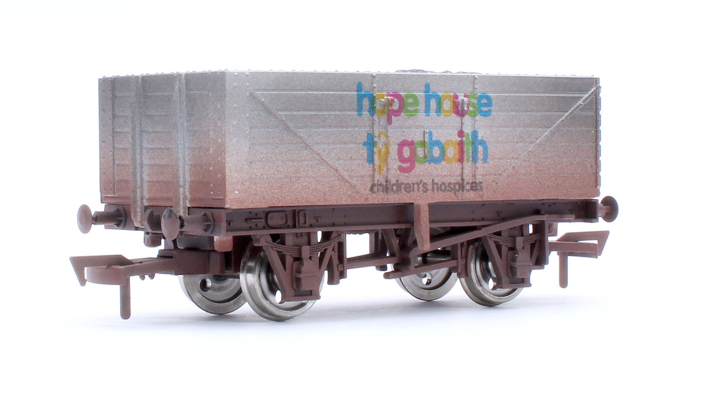 7 Plank Hope House Charity wagon - Weathered