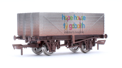 7 Plank Hope House Charity wagon - Weathered