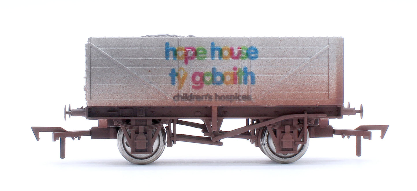 7 Plank Hope House Charity wagon - Weathered