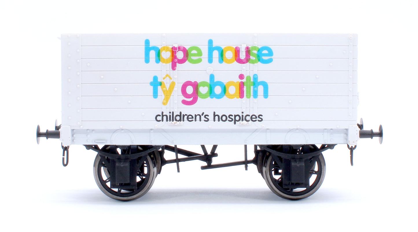 7 Plank 9' W/B Hope House Charity Wagon