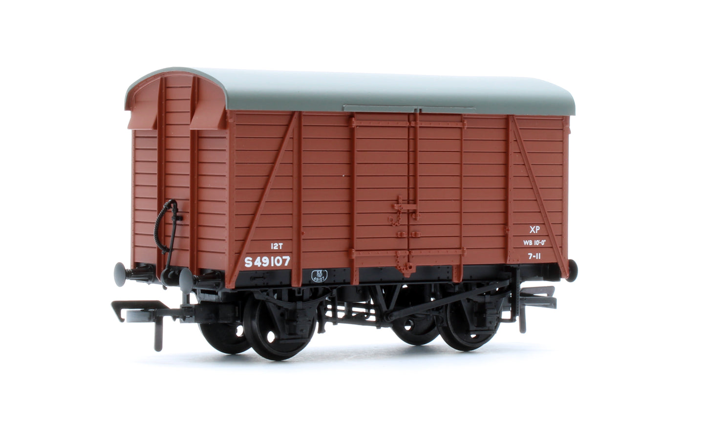 38-071C SR 12T Even Planked Ventilated Van BR Bauxite (Early) No.S49107