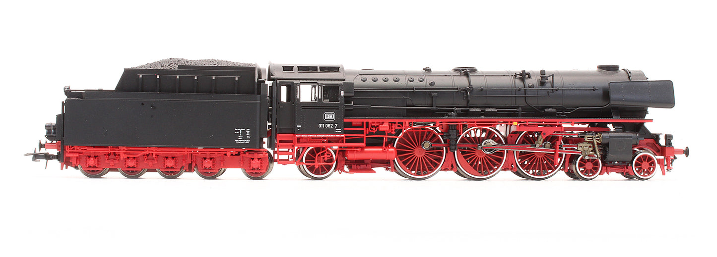 Pre-Owned 70052 DB Class 011 062-7 Steam Locomotive - DCC Sound