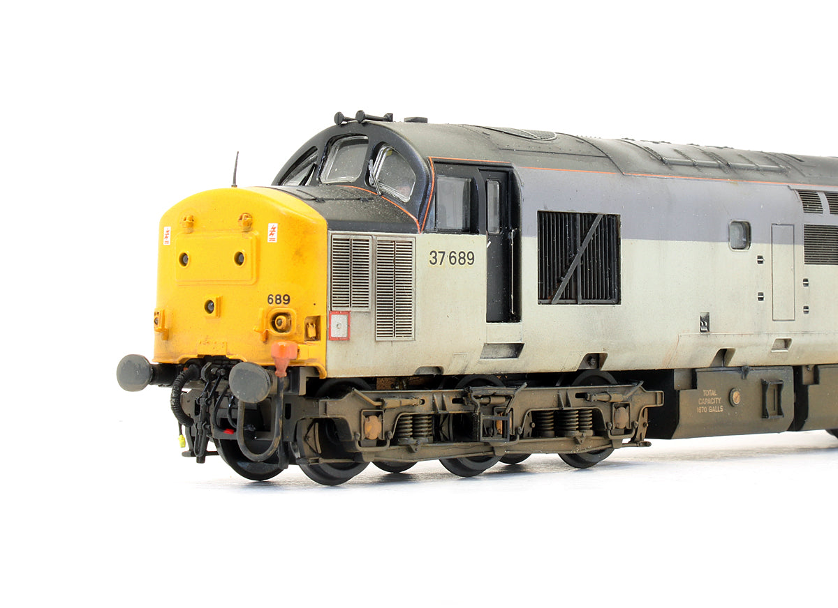 Pre-Owned Class 37689 Triple Grey Unbranded Diesel Locomotive - Renumbered - Custom Weathered - DCC Fitted