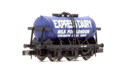 Pre-Owned Express Dairy 6 Wheel Tank Wagon