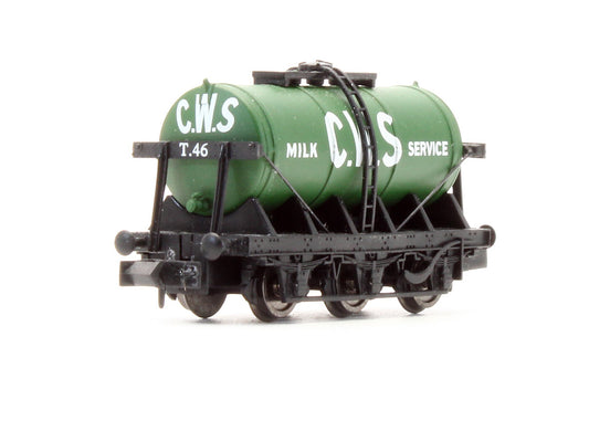 Pre-Owned CWS Green 6 Wheel Tank Wagon