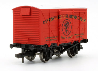 Pre-Owned 10T Ventilated Van Devonshire Girl Brand Cream 'No. 2' - Limited Edition