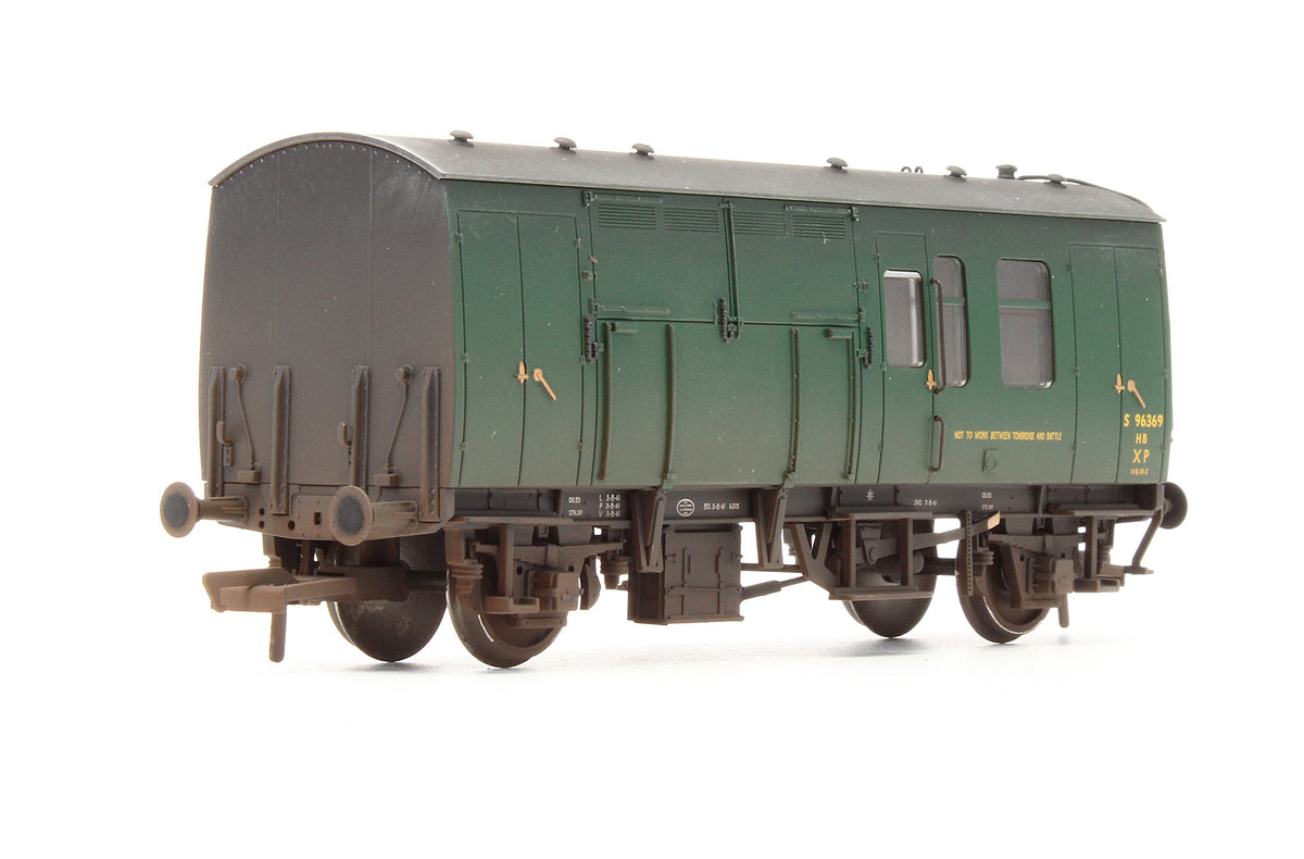 Pre-Owned BR MK1 Horse Box Green (SR) - Custom Weathered - Exclusive Edition