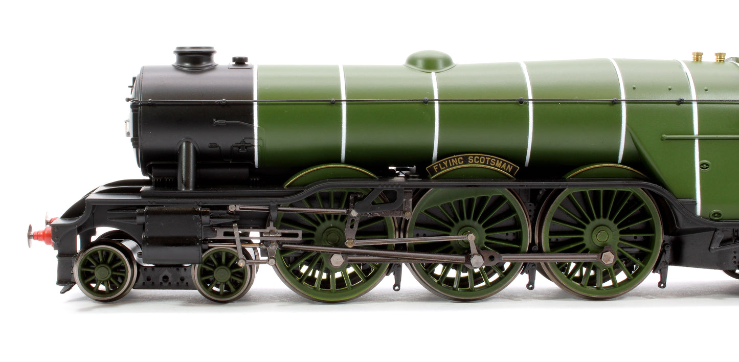 RailRoad LNER, A1 Class, 4-6-2, 4472 'Flying Scotsman' Steam Locomotive - TTS Fitted