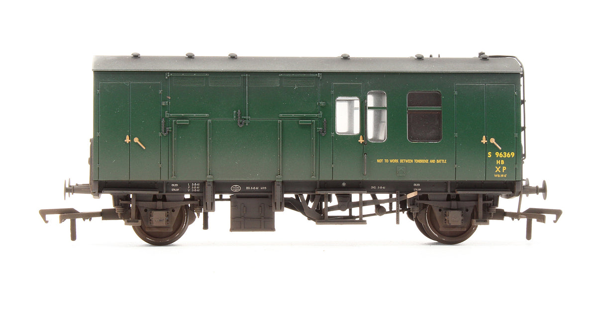Pre-Owned BR MK1 Horse Box Green (SR) - Custom Weathered - Exclusive Edition