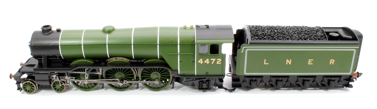 RailRoad LNER, A1 Class, 4-6-2, 4472 'Flying Scotsman' Steam Locomotive - TTS Fitted