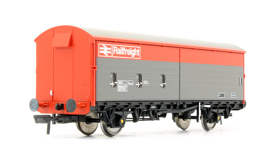 Pre-Owned 35 Ton Sliding Door Box Van VAA C/W Vents Railfreight Red / Grey '200116'
