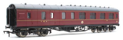 4P-010-351 57ft Stanier Third Class Brake 5548 LMS Lined Maroon