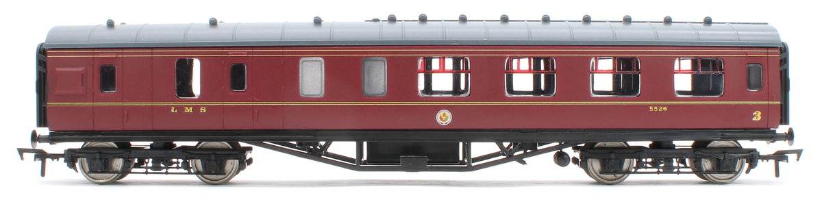 4P-010-352 57ft Stanier Third Class Brake 5526 LMS Lined Maroon