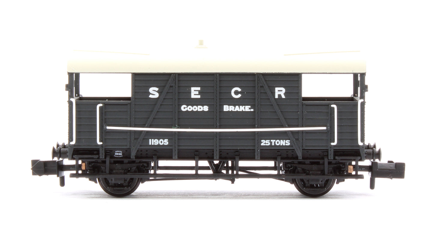 SE&CR 25T 'Dance Hall' Brake Van SE&CR Grey No.11905