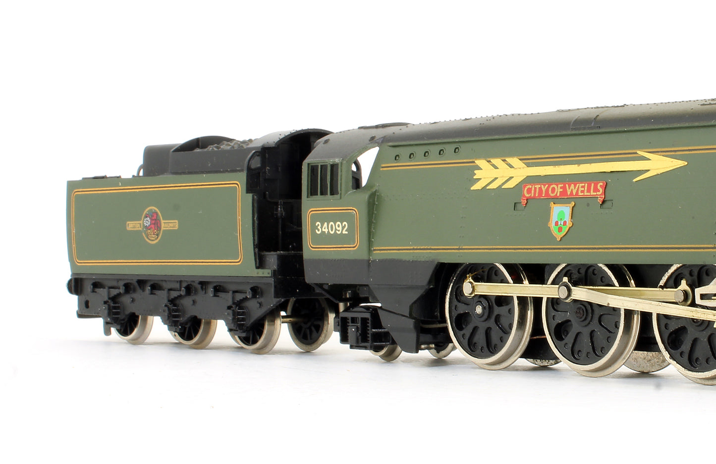 Pre-Owned Golden Arrow BR Green 4-6-2 'City Of Wells' 34092 Steam Locomotive
