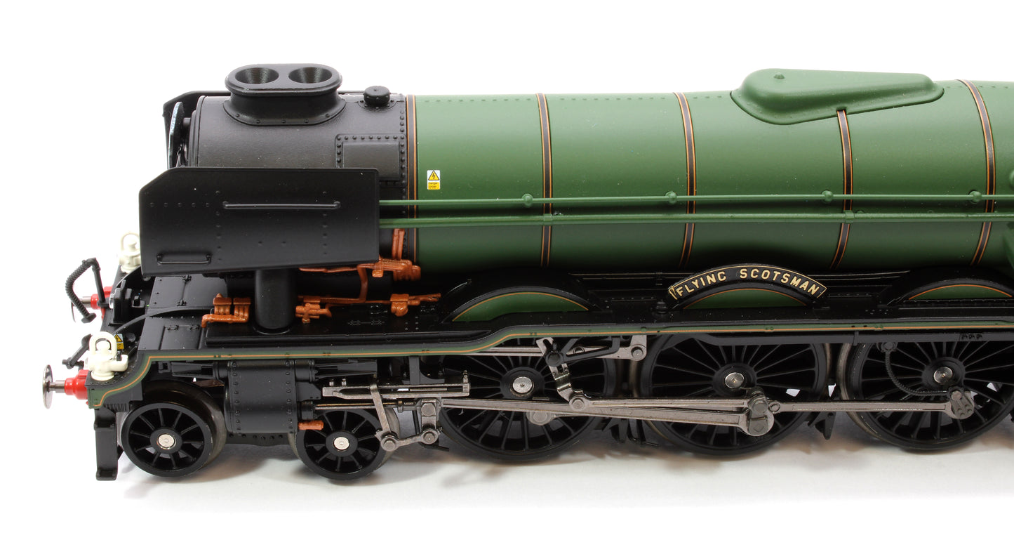 BR Class A3 60103 4-6-2 'Flying Scotsman' BR Green with Late Crest Steam Locomotive - AC Sound