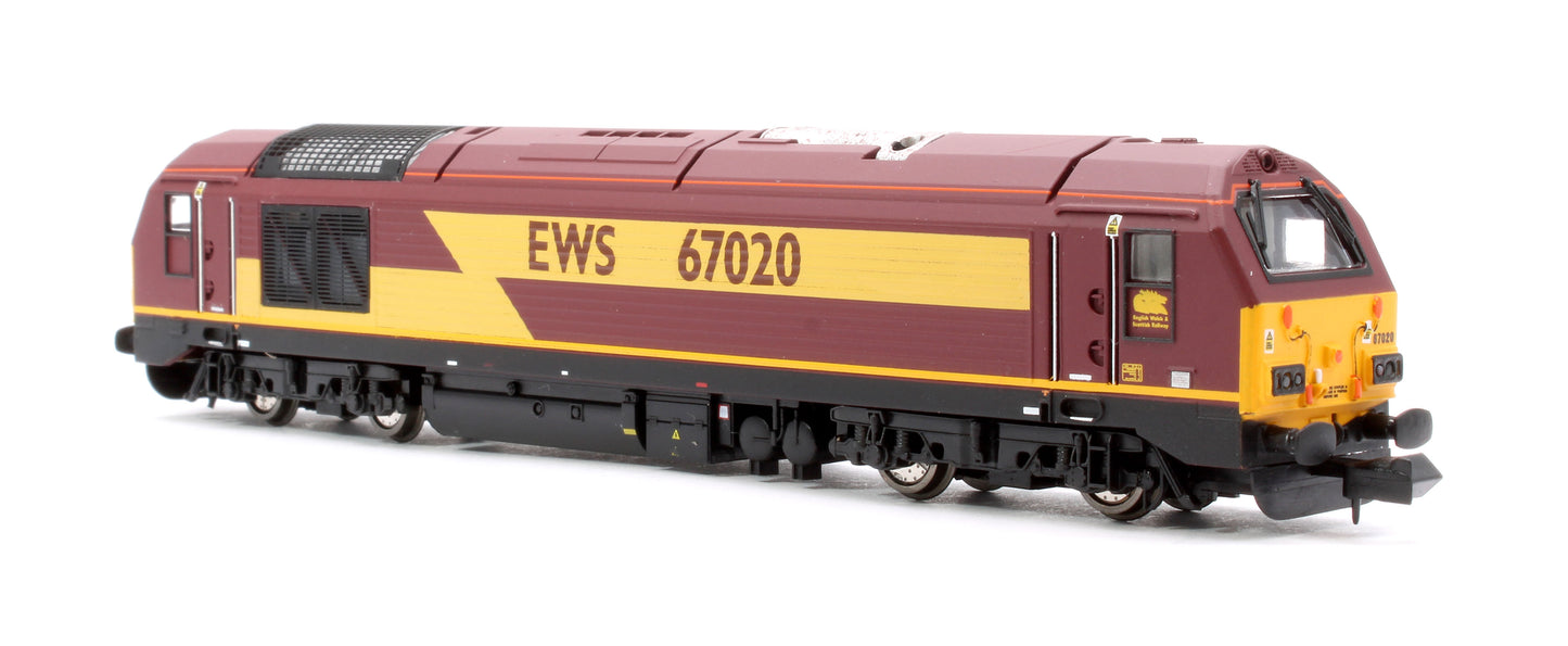 Class 67 EWS Red/Gold 67020 Diesel Locomotive