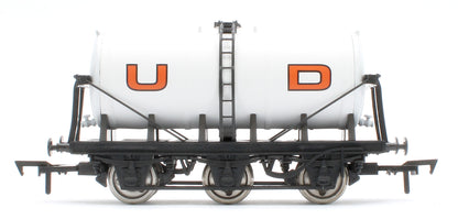 4F-031-035 6 Wheel Milk Tanker U D