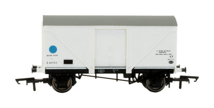 Pre-Owned R6624 3x 12T Fish Van Wagon
