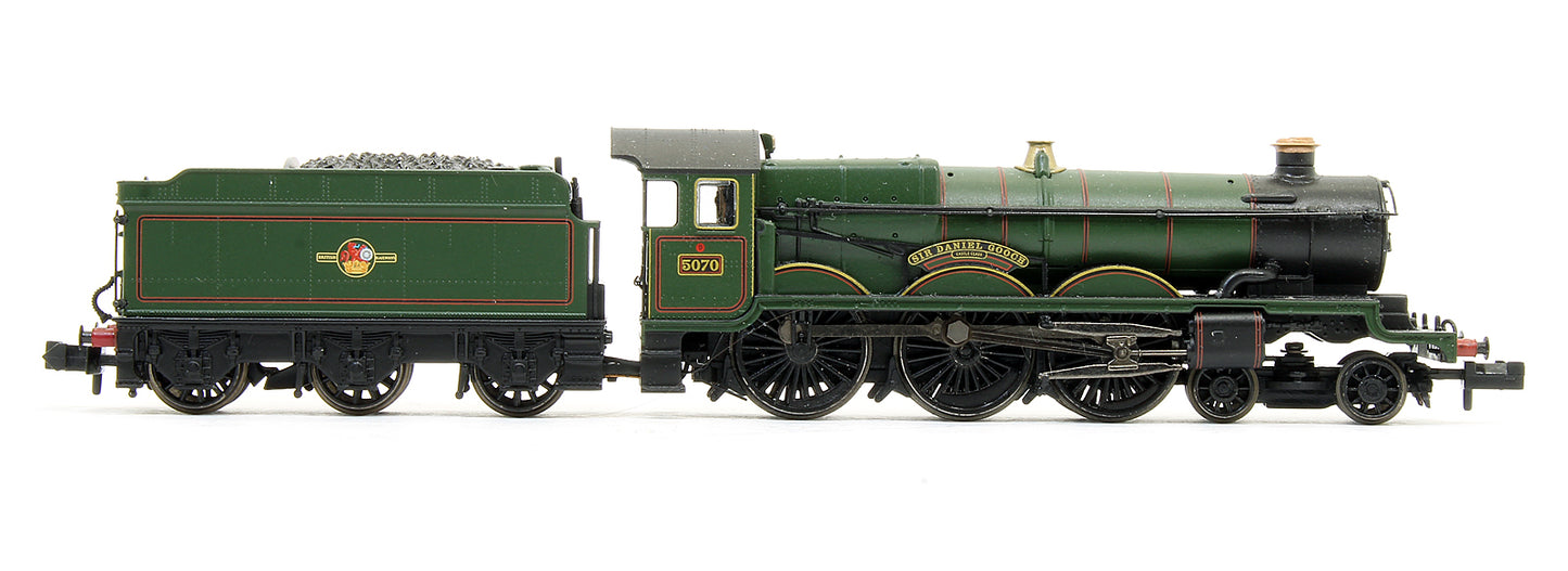 Pre-Owned Castle Class 5070 'Sir Daniel Gooch' BR Lined Green Late Crest Steam Locomotive - DCC Fitted