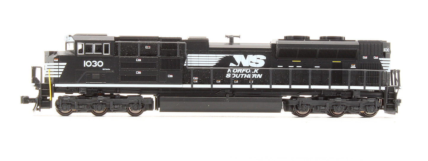Pre-Owned SD70ACe NS #1030 Diesel Locomotive - DCC Fitted