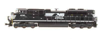 Pre-Owned SD70ACe NS #1030 Diesel Locomotive - DCC Fitted