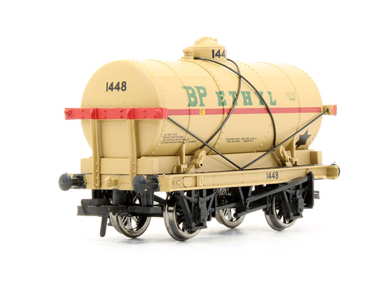 Pre-Owned 33-676 Tank Wagon With Large Filler 'BP / Ethyl'