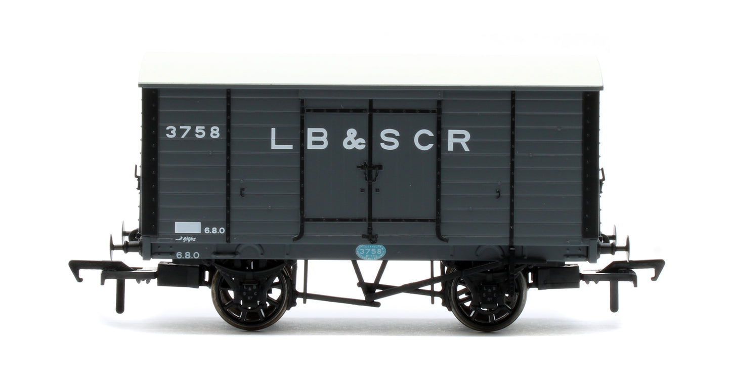 979001 LB&SCR Dia.8-Ton Goods Van LB&SCR No.3758