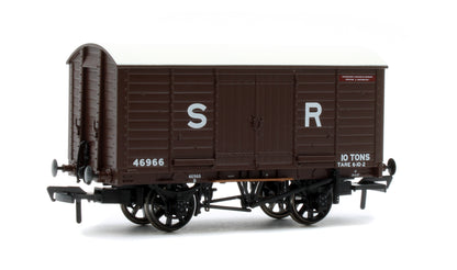 979008 LB&SCR Dia.8-Ton Goods Van SR (pre-36) No.46966