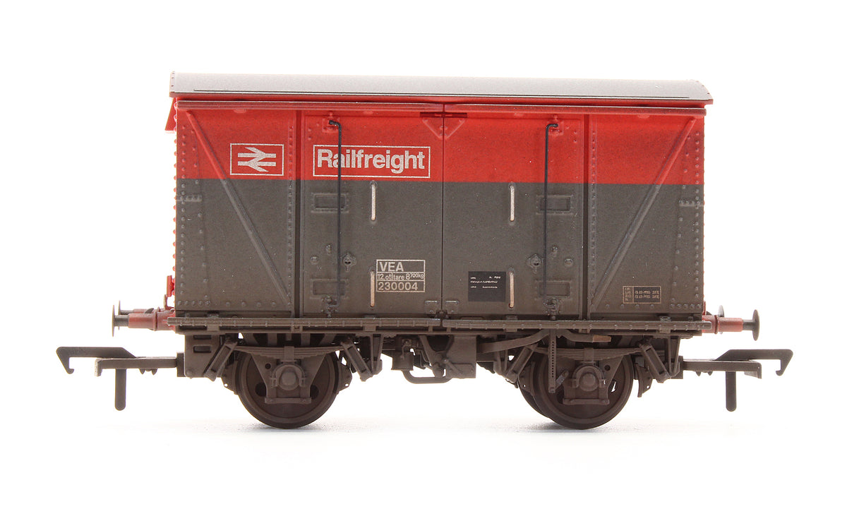 Pre-Owned 38-883 BR VEA Van BR Railfreight Red & Grey No.230004 - Custom Weathered