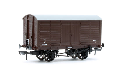 979012 LB&SCR Dia.8-Ton Goods Van SR (post-36) No.46954