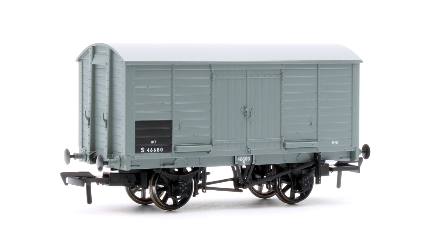 979015 LB&SCR Dia.8-Ton Goods Van BR No.S46680